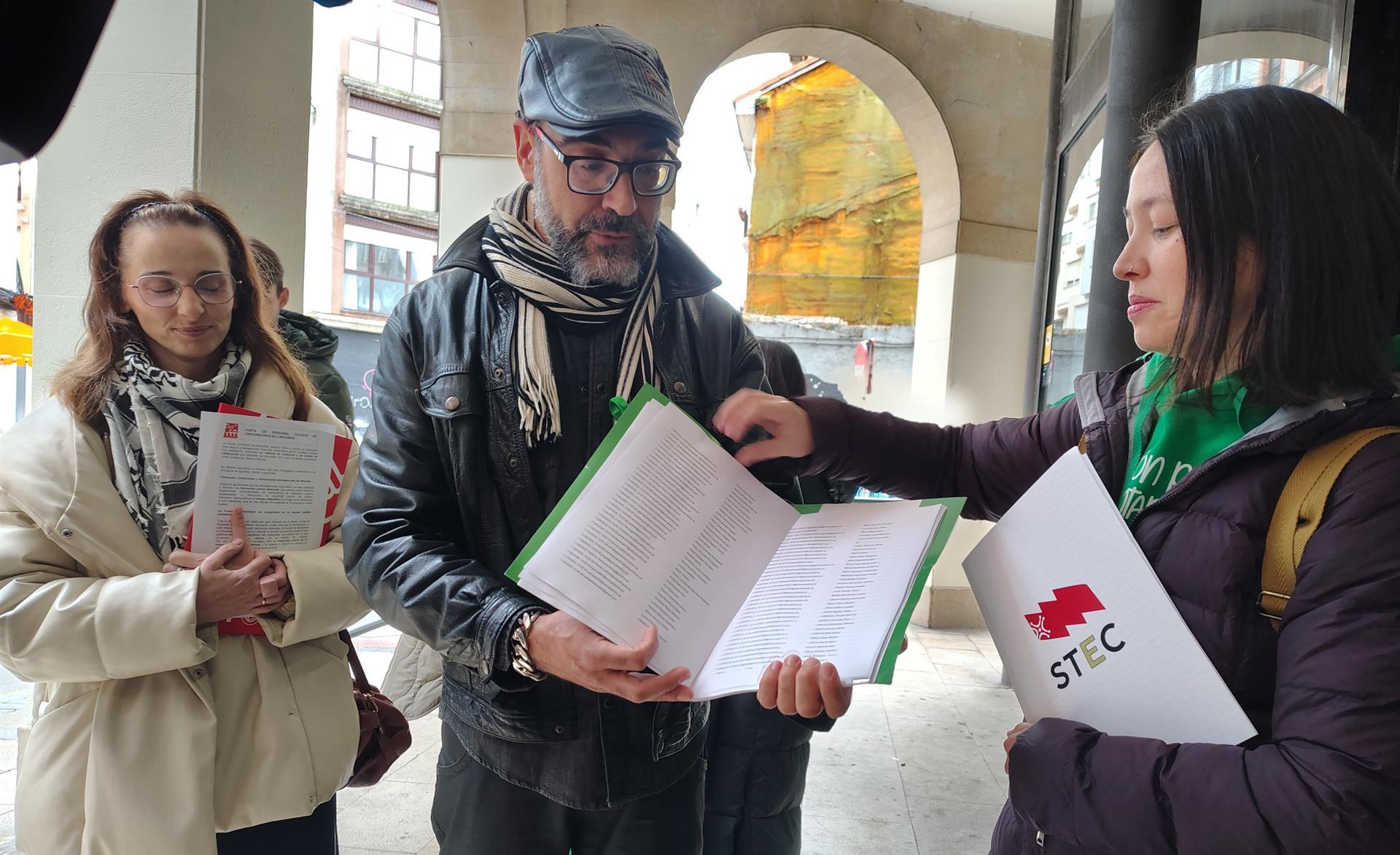 Registro de firmas (Europapress)